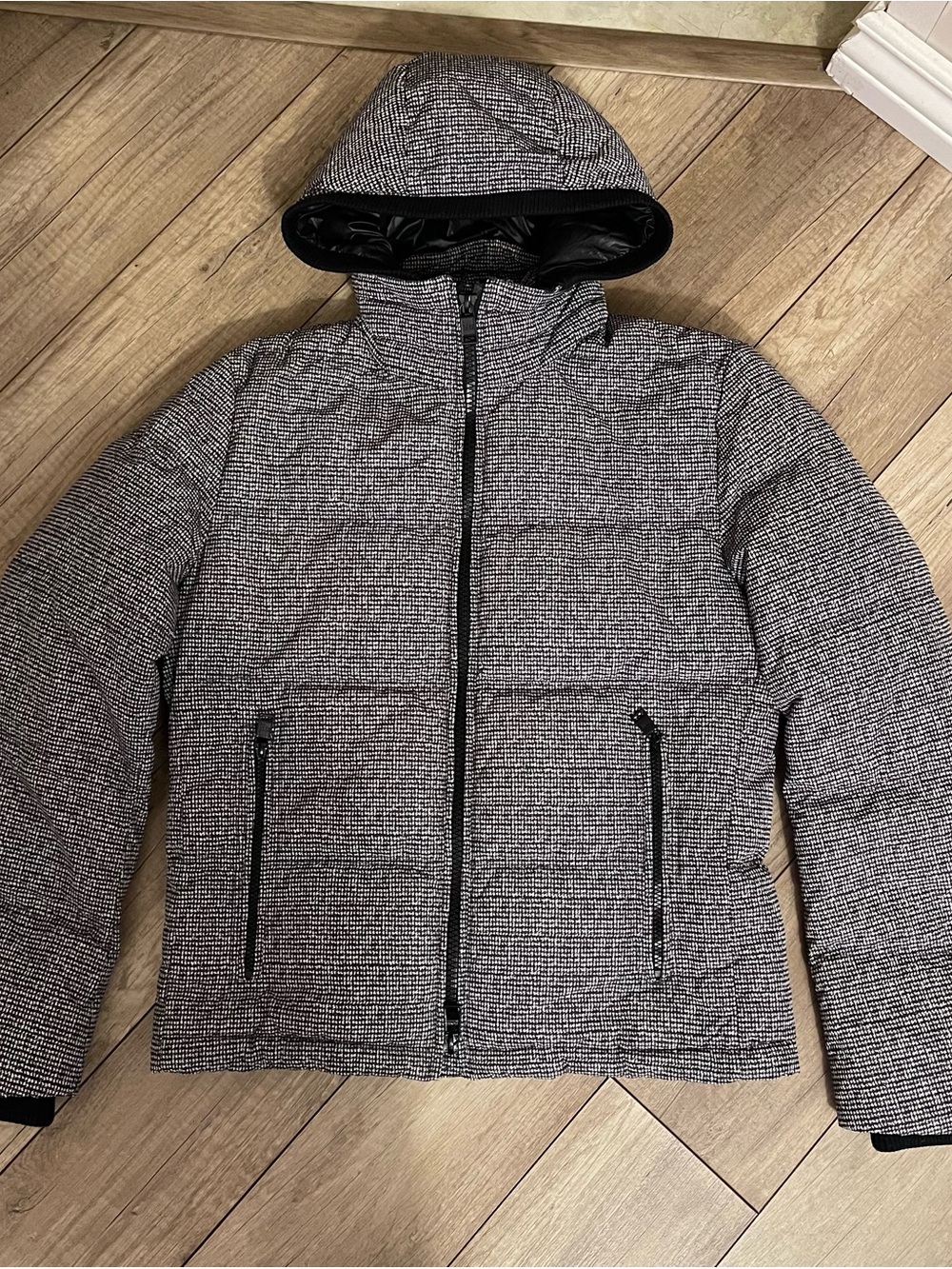Hugo Boss Men's Hooded Puffer Jacket - Gray/Black